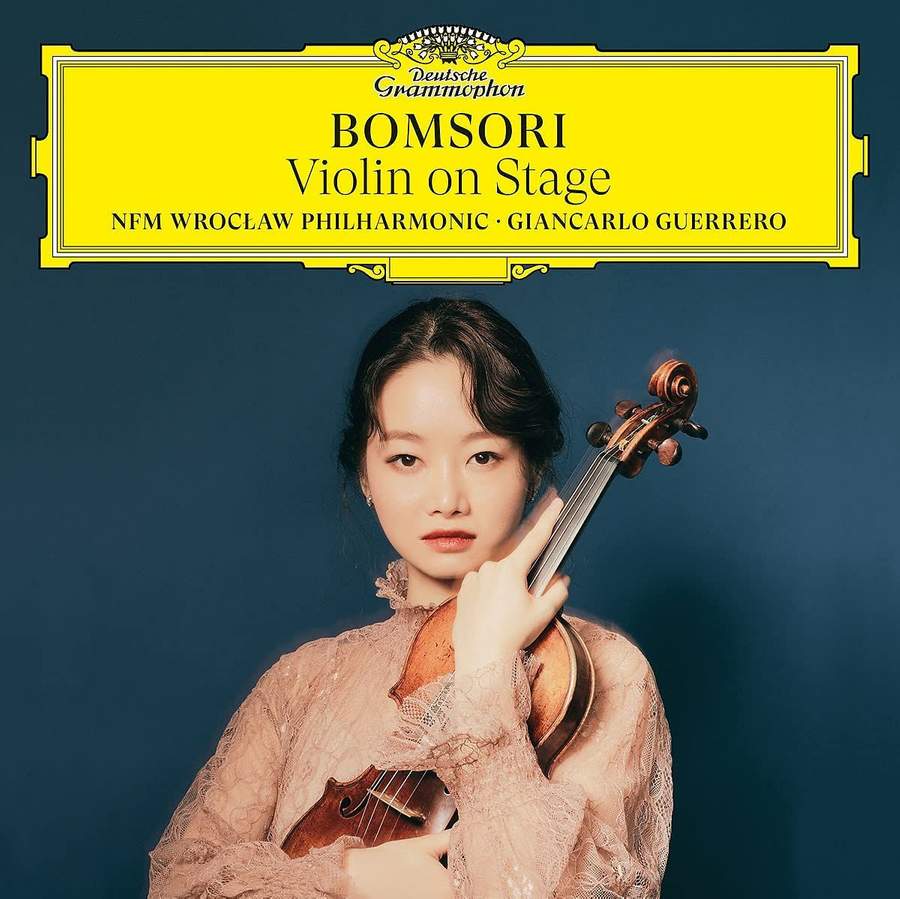 486 0788. Bomsori: Violin On Stage