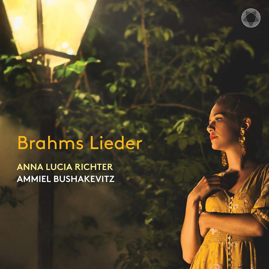 Review of BRAHMS Lieder (Anna Lucia Richter)