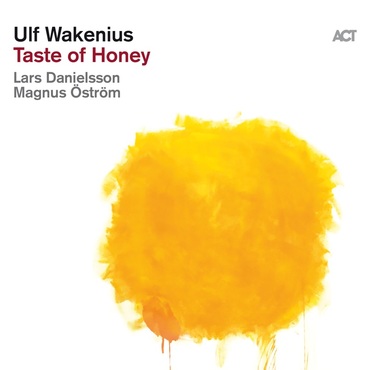 Review of Ulf Wakenius: A Taste of Honey